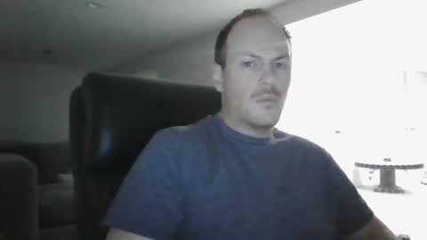 Snapshot of wrestlerbbj chatting on 11/03/25, 12:39 wrestlerbbj online show from 11/03/25, 12:39