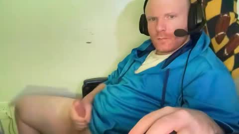 Snapshot of wtfiamhorny chatting on 09/11/25, 11:49 iTsDaddieBaby online show from 09/11/25, 11:49