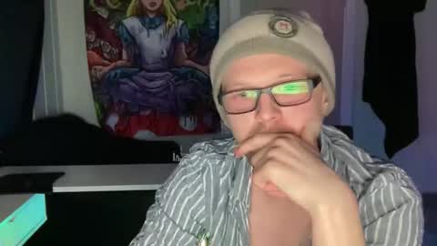 Snapshot of wulffi95 chatting on 02/15/26, 08:38 wulffi95 online show from 02/15/26, 08:38