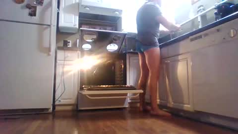 Snapshot of wundrsword33 chatting on 01/15/25, 02:38 BONER DONOR online show from 01/15/25, 02:38