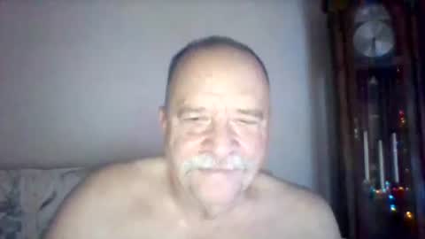 Snapshot of wvmountainlover chatting on 12/19/24, 11:29 wvmountainlover online show from 12/19/24, 11:29