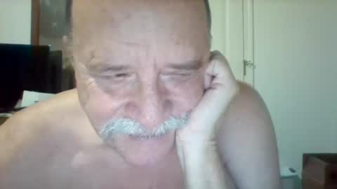 Snapshot of wvmountainlover chatting on 01/20/25, 02:22 wvmountainlover online show from 01/20/25, 02:22