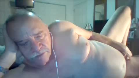 Snapshot of wvmountainlover chatting on 02/14/25, 05:51 wvmountainlover online show from 02/14/25, 05:51