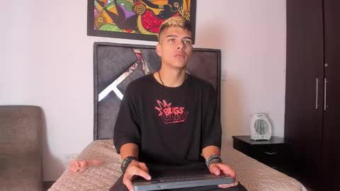 wyatt online show from 10/13/25, 12:16