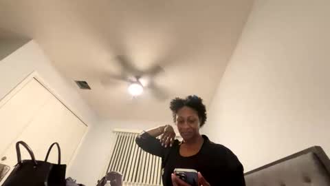 Snapshot of wynterheat chatting on 02/04/25, 09:07 Wynter Heat online show from 02/04/25, 09:07