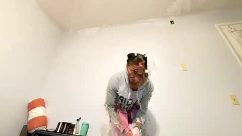 Snapshot of wynterheat chatting on 02/05/25, 01:37 Wynter Heat online show from 02/05/25, 01:37