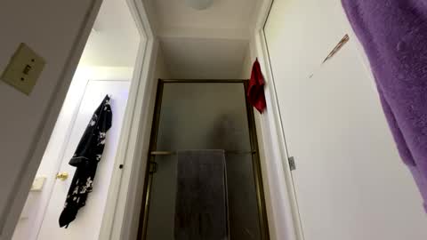 Snapshot of wynterheat chatting on 02/10/25, 09:58 Wynter Heat online show from 02/10/25, 09:58