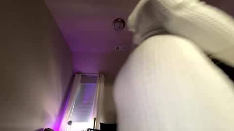 Snapshot of wynterheat chatting on 11/10/25, 05:56 Wynter Heat online show from 11/10/25, 05:56