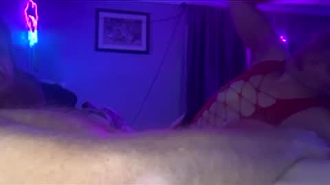 Snapshot of x7i3zuvfcwxym8naezgb chatting on 12/22/25, 11:07 Whatyouwantbest online show from 12/22/25, 11:07