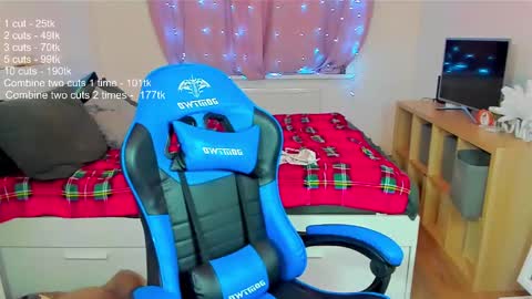 Snapshot of x_jesse_x chatting on 01/05/25, 08:10 Jesse online show from 01/05/25, 08:10