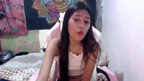 Snapshot of x_lexi_x chatting on 12/12/24, 10:34 x_lexi_x online show from 12/12/24, 10:34