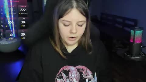 LOVE NERDS ONLY online show from 11/12/25, 05:08