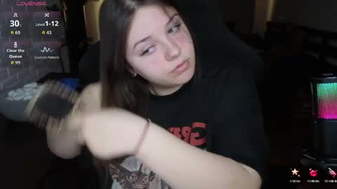 LOVE NERDS ONLY online show from 04/20/26, 03:20