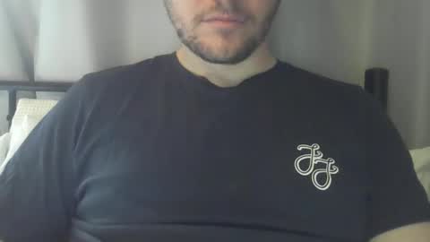 Snapshot of x_yes chatting on 11/27/25, 12:18 x_yes online show from 11/27/25, 12:18