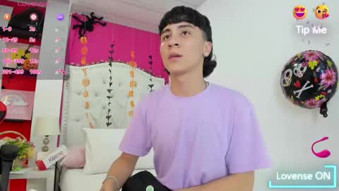 xaanderGrey online show from 10/19/25, 07:14