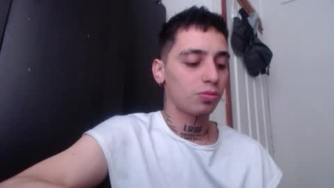 xalejo_max online show from 11/18/25, 05:28