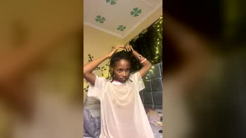 Snapshot of xalia_caramel chatting on 07/03/26, 07:04 Alexa online show from 07/03/26, 07:04