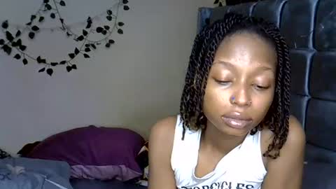 Snapshot of xalia_caramel chatting on 07/10/26, 03:11 Alexa online show from 07/10/26, 03:11
