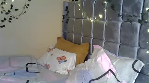 Snapshot of xalia_caramel chatting on 07/13/26, 09:39 Alexa online show from 07/13/26, 09:39