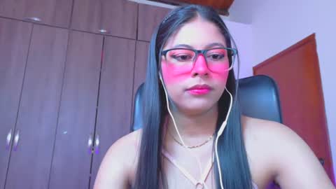 Snapshot of xallysonx_ chatting on 06/27/26, 12:22 XALLYSONX online show from 06/27/26, 12:22