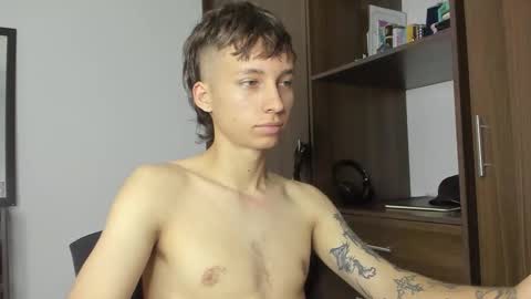 Snapshot of xamyu chatting on 10/29/25, 09:49 Xam online show from 10/29/25, 09:49