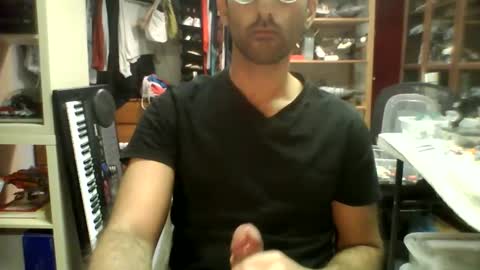 Snapshot of xander4369 chatting on 03/01/25, 04:00 xander4369 online show from 03/01/25, 04:00