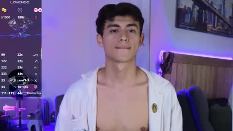 Snapshot of xander_card chatting on 09/15/25, 11:10 Xander Cardona online show from 09/15/25, 11:10