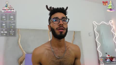 Snapshot of xander_tay chatting on 12/20/24, 09:28 ISSANDER online show from 12/20/24, 09:28