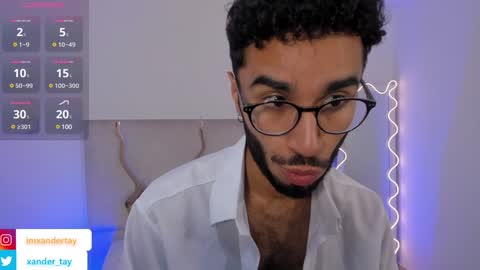 Snapshot of xander_tay chatting on 01/29/25, 08:04 ISSANDER online show from 01/29/25, 08:04