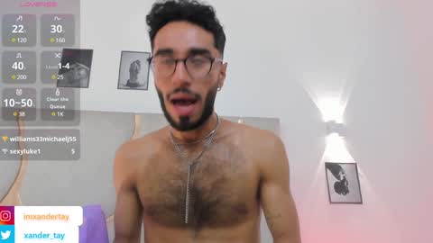 Snapshot of xander_tay chatting on 02/06/25, 02:00 ISSANDER online show from 02/06/25, 02:00