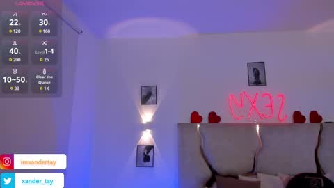 Snapshot of xander_tay chatting on 03/03/25, 07:39 ISSANDER online show from 03/03/25, 07:39