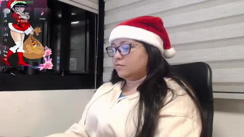 Snapshot of xander_taylor_ chatting on 12/17/25, 05:35 xander_taylor_ online show from 12/17/25, 05:35