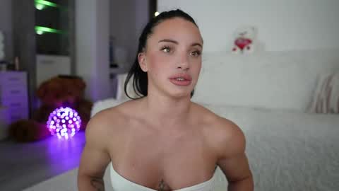 Alexandra online show from 05/06/26, 10:59