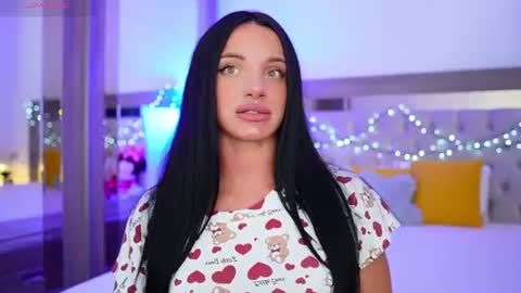 Snapshot of xandrabae chatting on 08/05/26, 10:55 Alexandra online show from 08/05/26, 10:55