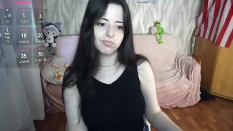 Snapshot of xangel1babyx chatting on 07/12/26, 05:26 Cassie online show from 07/12/26, 05:26