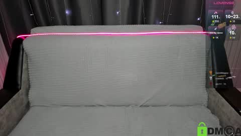 Snapshot of xangel_bunny_x chatting on 01/17/25, 07:27 Lola online show from 01/17/25, 07:27