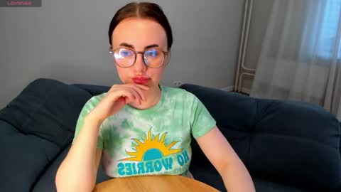 Snapshot of xapka_lapka chatting on 05/06/26, 04:41 Alice online show from 05/06/26, 04:41