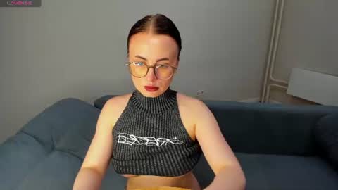 Snapshot of xapka_lapka chatting on 06/15/26, 05:15 Alice online show from 06/15/26, 05:15