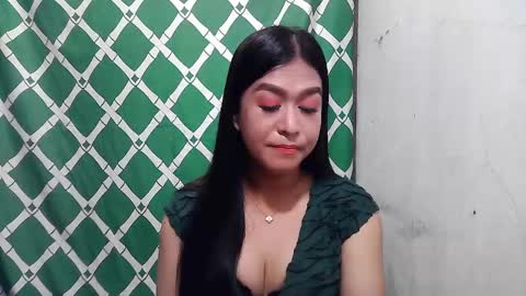 Snapshot of xasianbigcumx chatting on 02/19/25, 12:25 xasianbigcumx online show from 02/19/25, 12:25