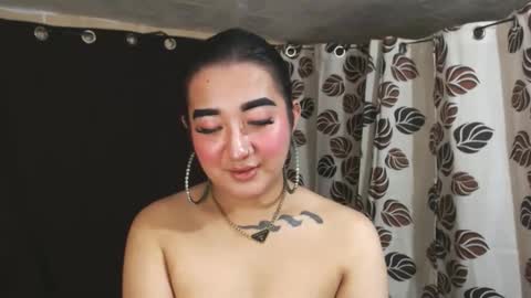 Snapshot of xasianempressx chatting on 01/28/25, 12:05 Nira   NOT INTO CHEAP GUYS  online show from 01/28/25, 12:05