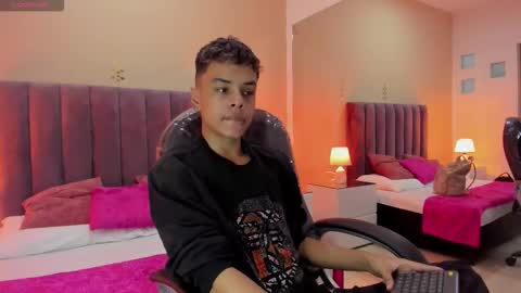 xavier fox   online show from 02/22/26, 02:15