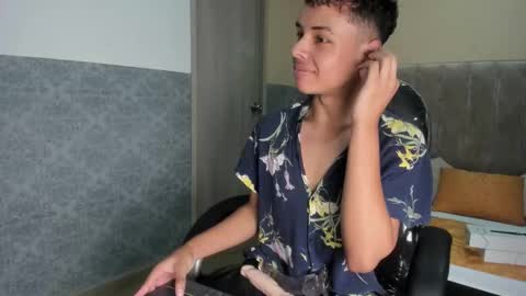 xavier fox   online show from 02/25/26, 09:02