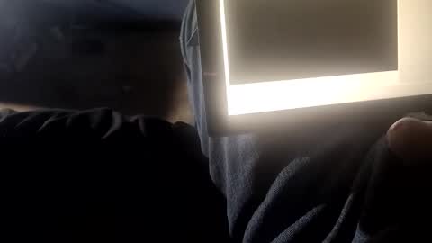 xcfqyiauondf online show from 12/16/25, 03:00