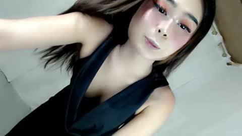 kianna online show from 10/11/25, 03:43