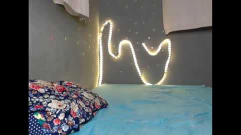 Snapshot of xcreamypussy chatting on 03/10/25, 06:56 xcreamypussy online show from 03/10/25, 06:56