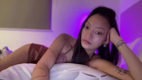 Sachi Cy online show from 10/29/25, 05:58