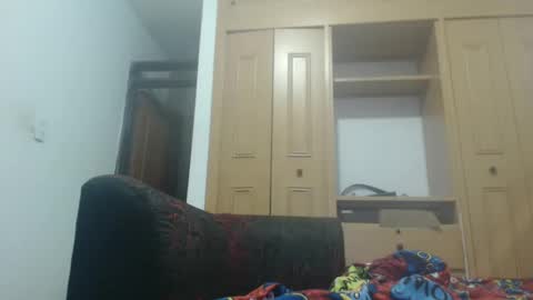 Snapshot of xdonvictor chatting on 12/25/24, 04:22 Victor online show from 12/25/24, 04:22