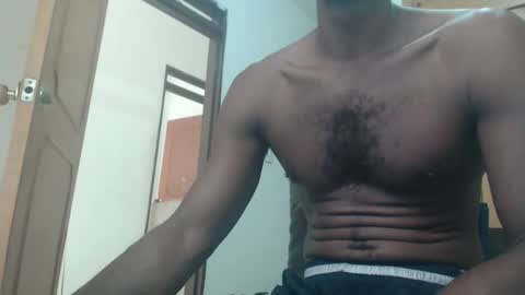 Snapshot of xdonvictor chatting on 12/29/24, 01:28 Victor online show from 12/29/24, 01:28