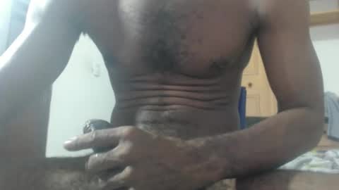 Snapshot of xdonvictor chatting on 01/06/25, 10:58 Victor online show from 01/06/25, 10:58