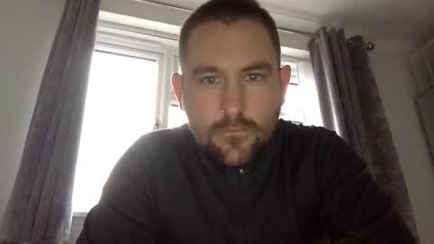 Snapshot of xdtxptx chatting on 11/27/25, 03:14 xdtxptx online show from 11/27/25, 03:14